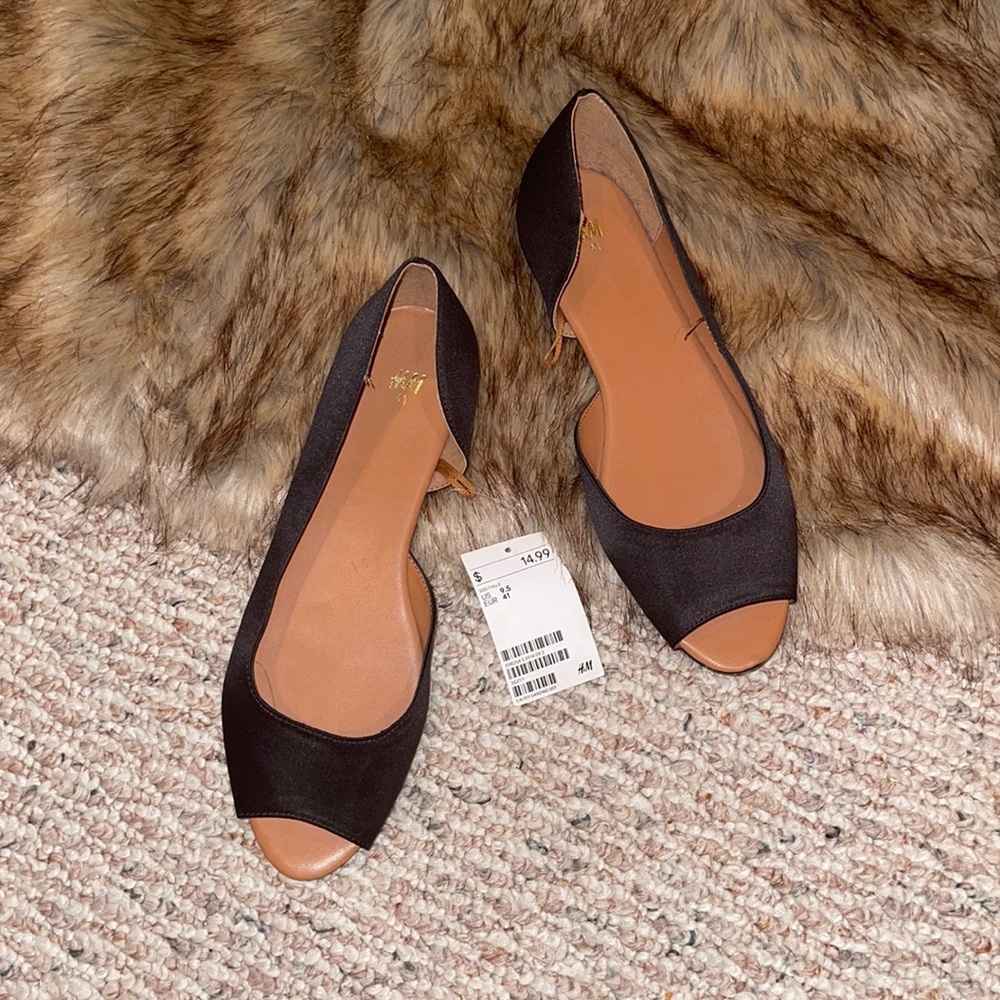 H&M open toe flats brand new